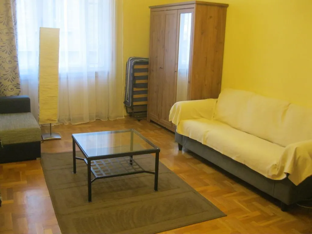 Classical Apartment In Downtown Будапешт Венгрия