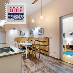 Little Americas Concert Hall Apts Budapesta